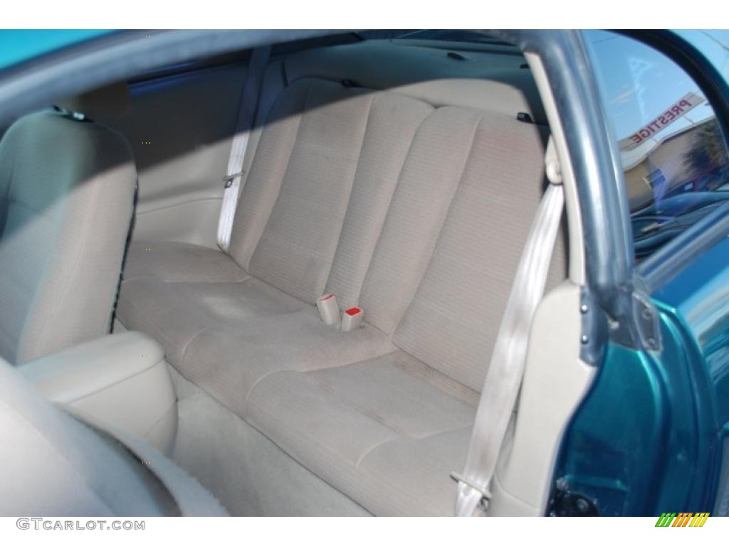 Medium Parchment Interior 2000 Ford Mustang V6 Coupe Photo #43166521