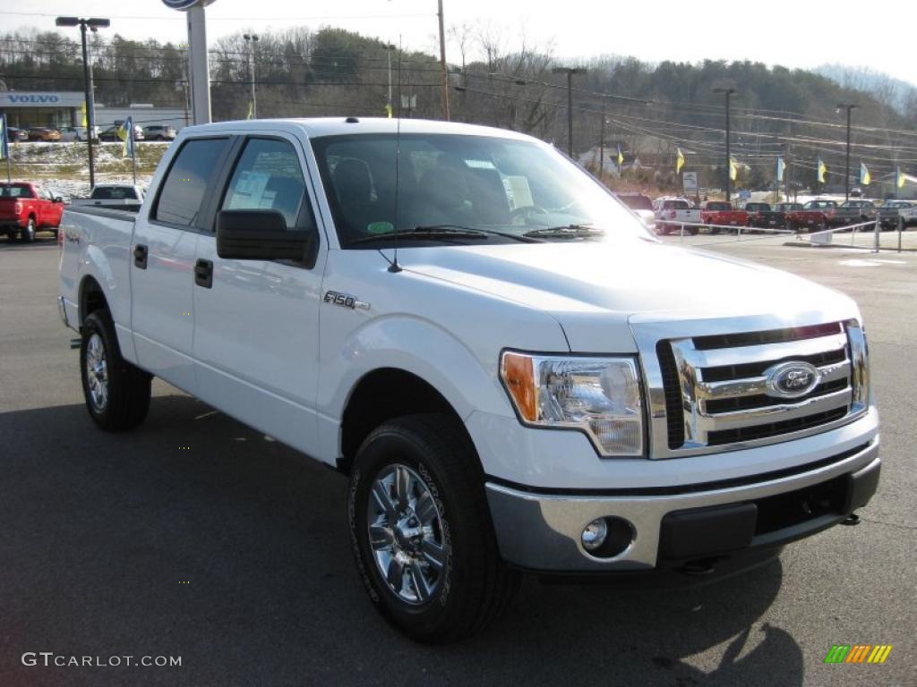 2011 F150 XLT SuperCrew 4x4 - White Platinum Metallic Tri-Coat / Steel Gray photo #12