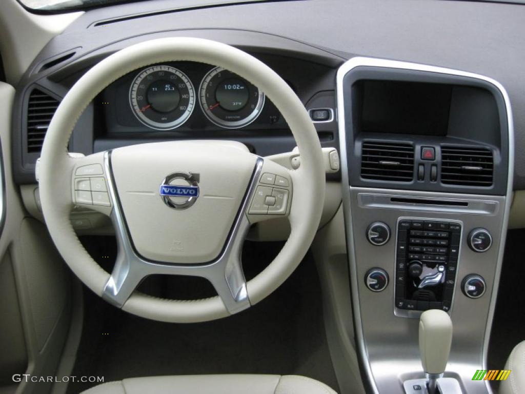 2011 Volvo XC60 T6 AWD Sandstone Beige Dashboard Photo #43171457