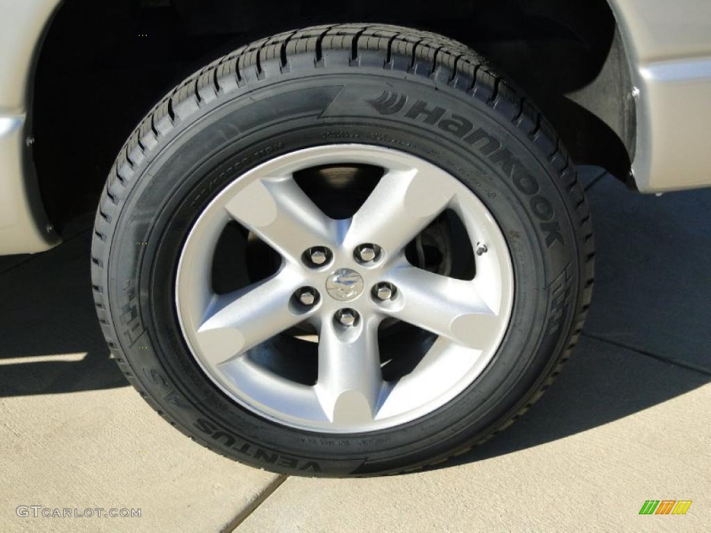 2008 Ram 1500 Lone Star Edition Quad Cab - Bright Silver Metallic / Medium Slate Gray photo #33