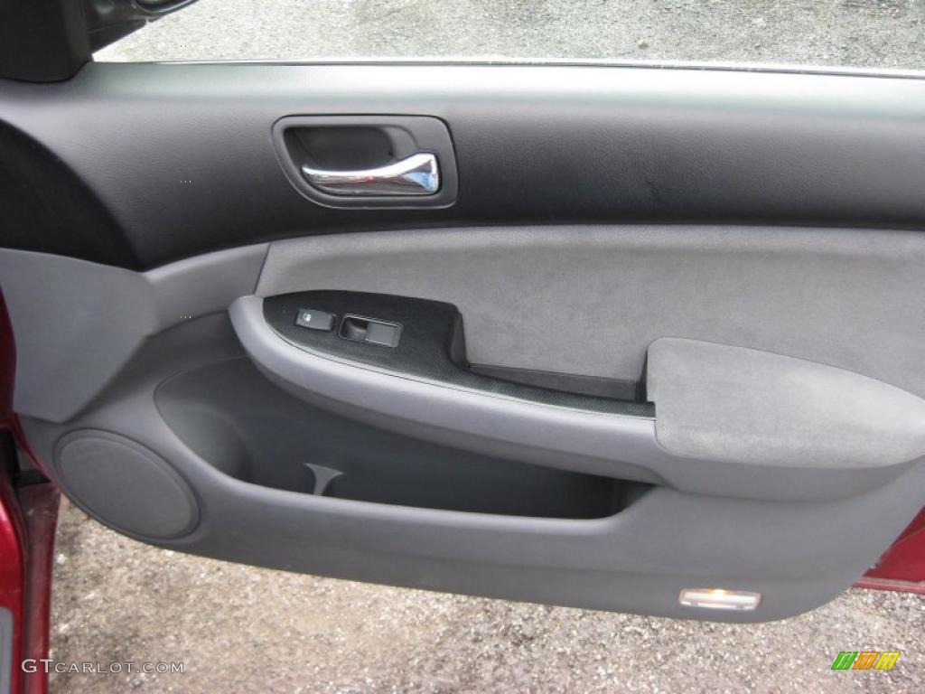 2006 Accord SE Sedan - Redondo Red Pearl / Gray photo #21
