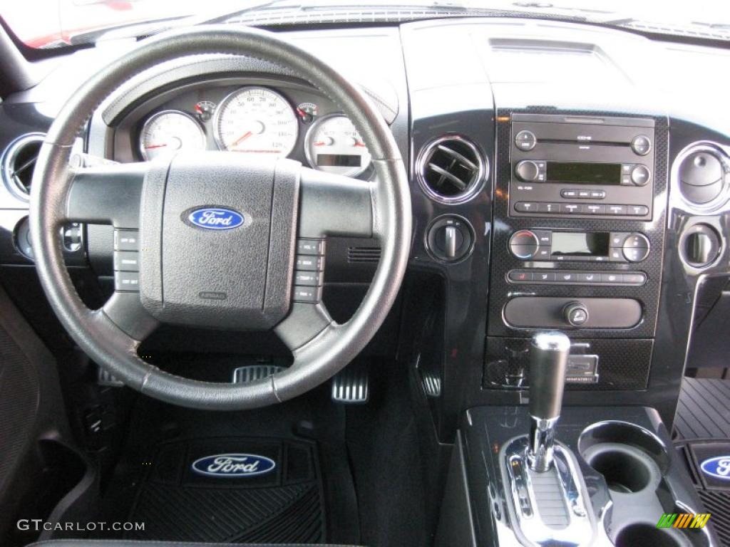 2006 Ford F150 Harley-Davidson SuperCab 4x4 Black Dashboard Photo #43175050