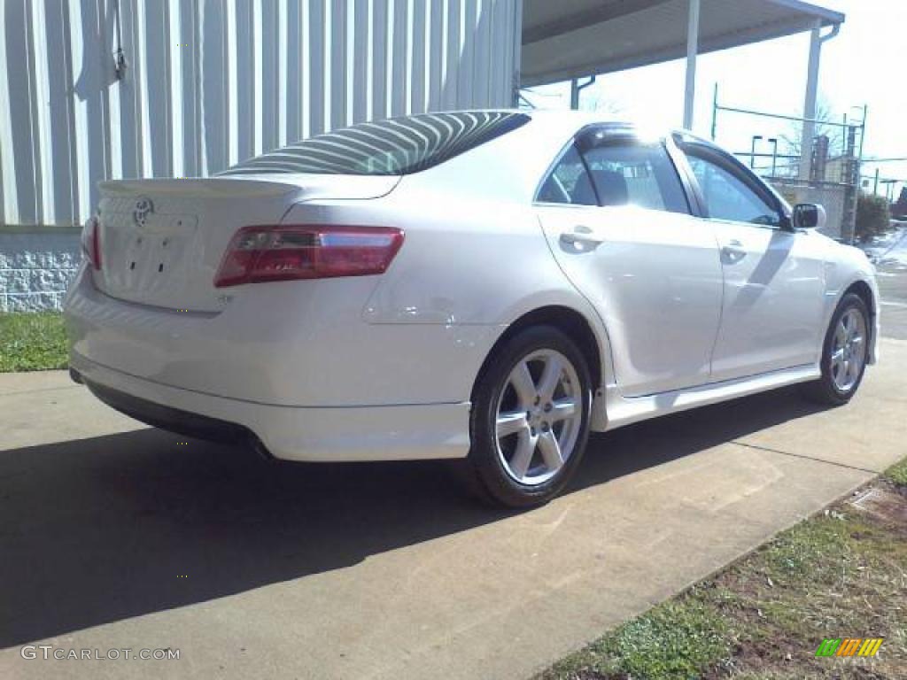 2008 Camry SE - Super White / Dark Charcoal photo #16