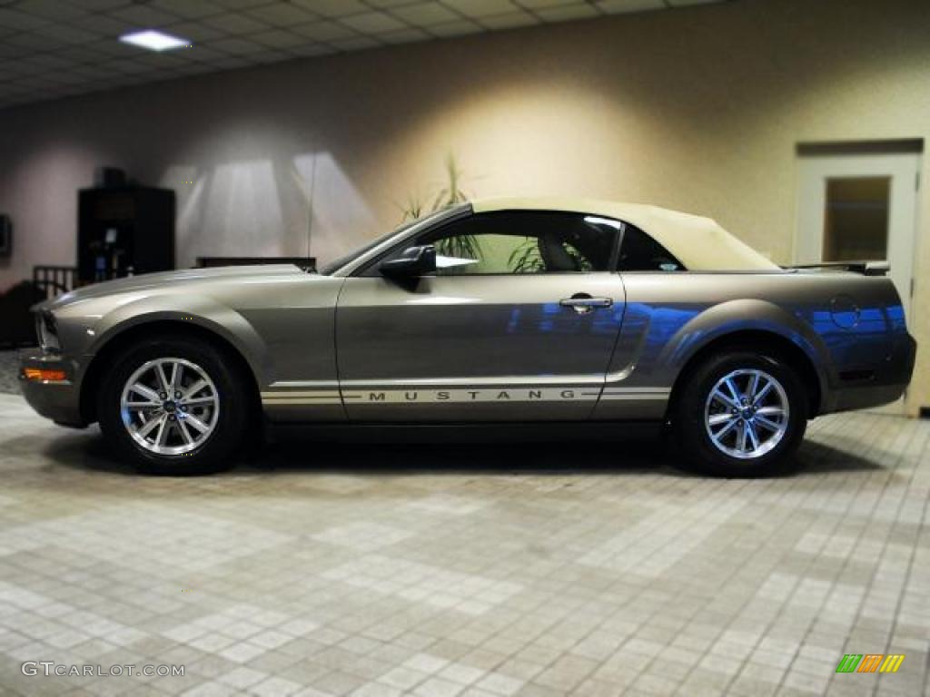 2005 Mustang V6 Premium Convertible - Mineral Grey Metallic / Medium Parchment photo #5
