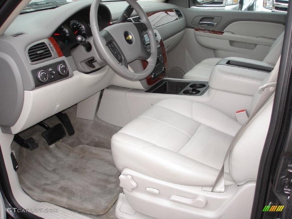 2010 Tahoe LT 4x4 - Taupe Gray Metallic / Light Titanium/Dark Titanium photo #10