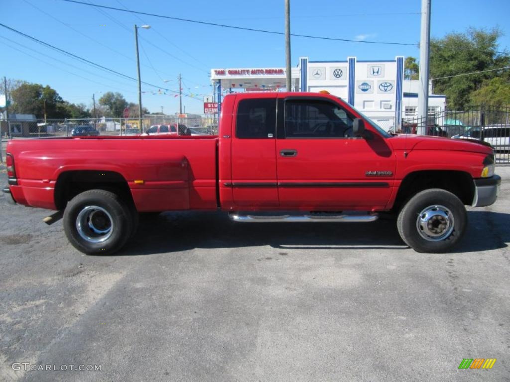 2000 Ram 3500 SLT Extended Cab 4x4 Dually - Flame Red / Mist Gray photo #8