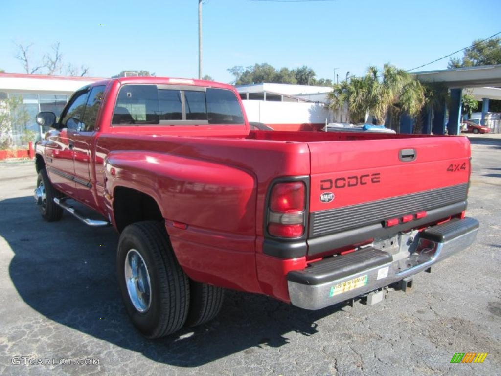 2000 Ram 3500 SLT Extended Cab 4x4 Dually - Flame Red / Mist Gray photo #11