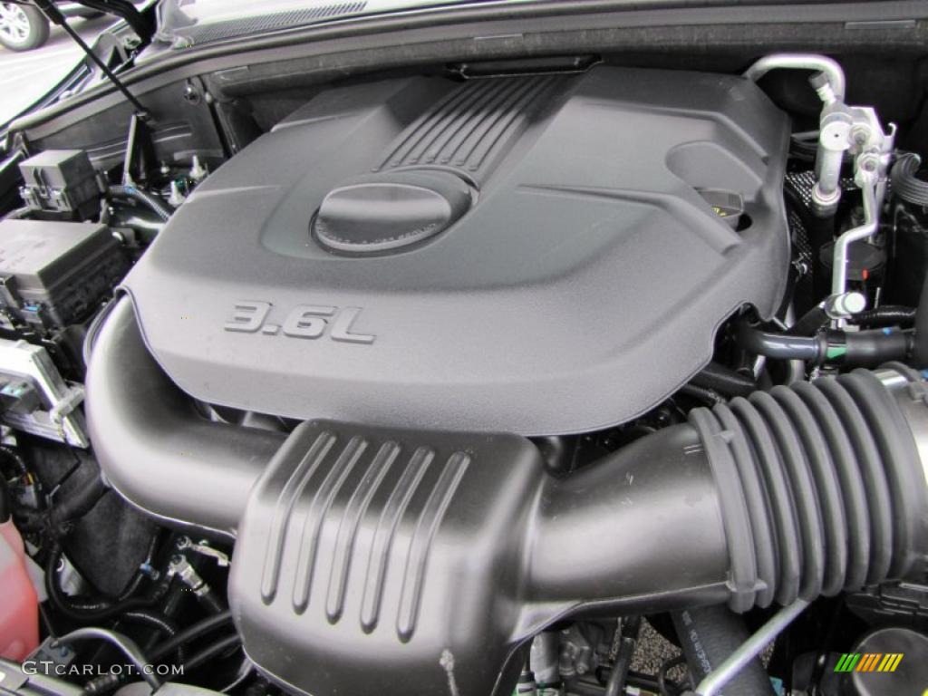 2011 Dodge Durango Express 3.6 Liter DOHC 24-Valve VVT Pentastar V6 Engine Photo #43195386