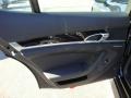 Basalt Black Metallic - Panamera 4 Photo No. 23