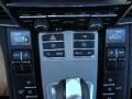 Basalt Black Metallic - Panamera 4 Photo No. 31