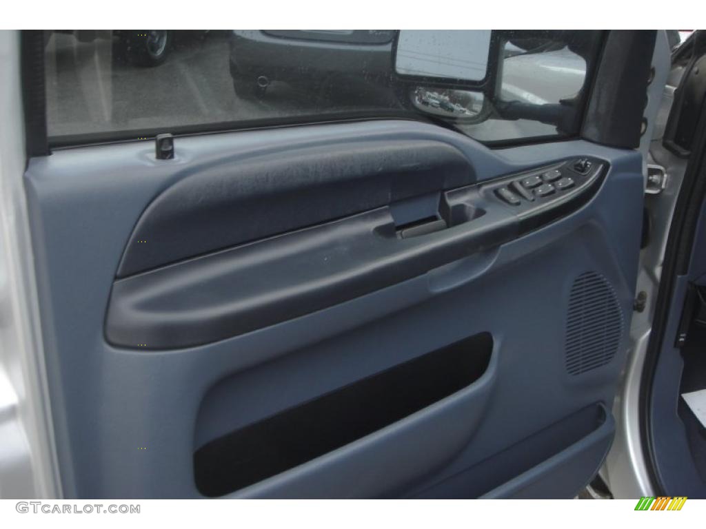 2000 F350 Super Duty XLT Crew Cab 4x4 Dually - Silver Metallic / Dark Denim Blue photo #19