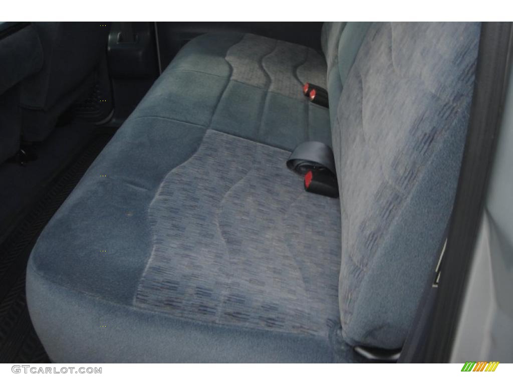 2000 F350 Super Duty XLT Crew Cab 4x4 Dually - Silver Metallic / Dark Denim Blue photo #26