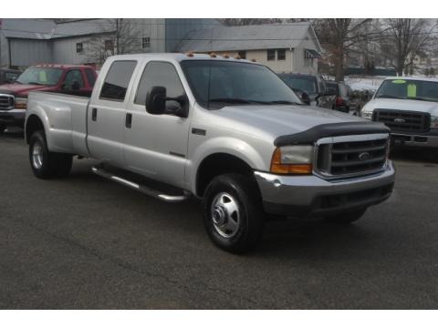 2000 Ford F350 Super Duty XLT Crew Cab 4x4 Dually Data, Info and Specs