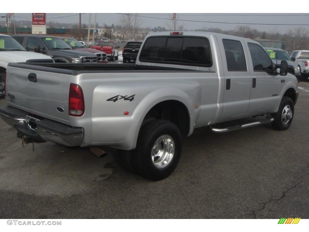 2000 F350 Super Duty XLT Crew Cab 4x4 Dually - Silver Metallic / Dark Denim Blue photo #40