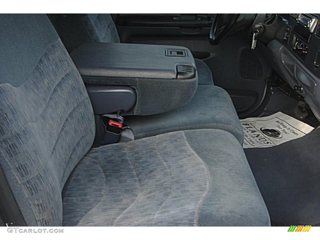 2000 F350 Super Duty XLT Crew Cab 4x4 Dually - Silver Metallic / Dark Denim Blue photo #50
