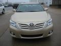 Sandy Beach Metallic - Camry XLE Photo No. 2