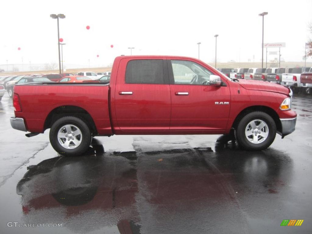 2010 Ram 1500 SLT Crew Cab - Inferno Red Crystal Pearl / Dark Slate/Medium Graystone photo #4