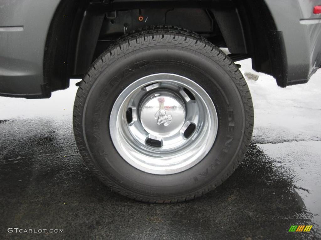 2011 Dodge Ram 3500 HD Big Horn Mega Cab 4x4 Dually Wheel Photo #43209762