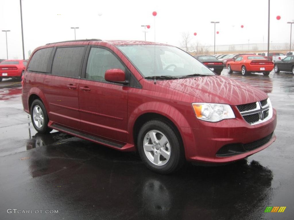 Deep Cherry Red Crystal Pearl 2011 Dodge Grand Caravan Mainstreet Exterior Photo #43210442