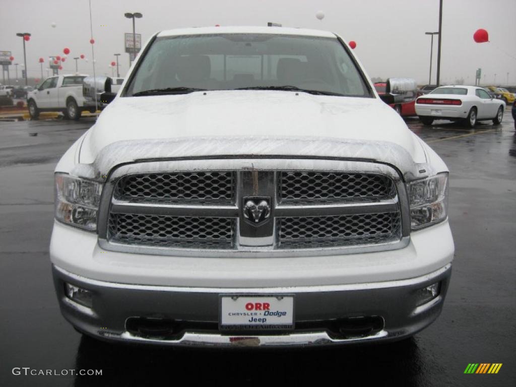 2011 Ram 1500 Laramie Crew Cab 4x4 - White Gold / Light Pebble Beige/Bark Brown photo #2