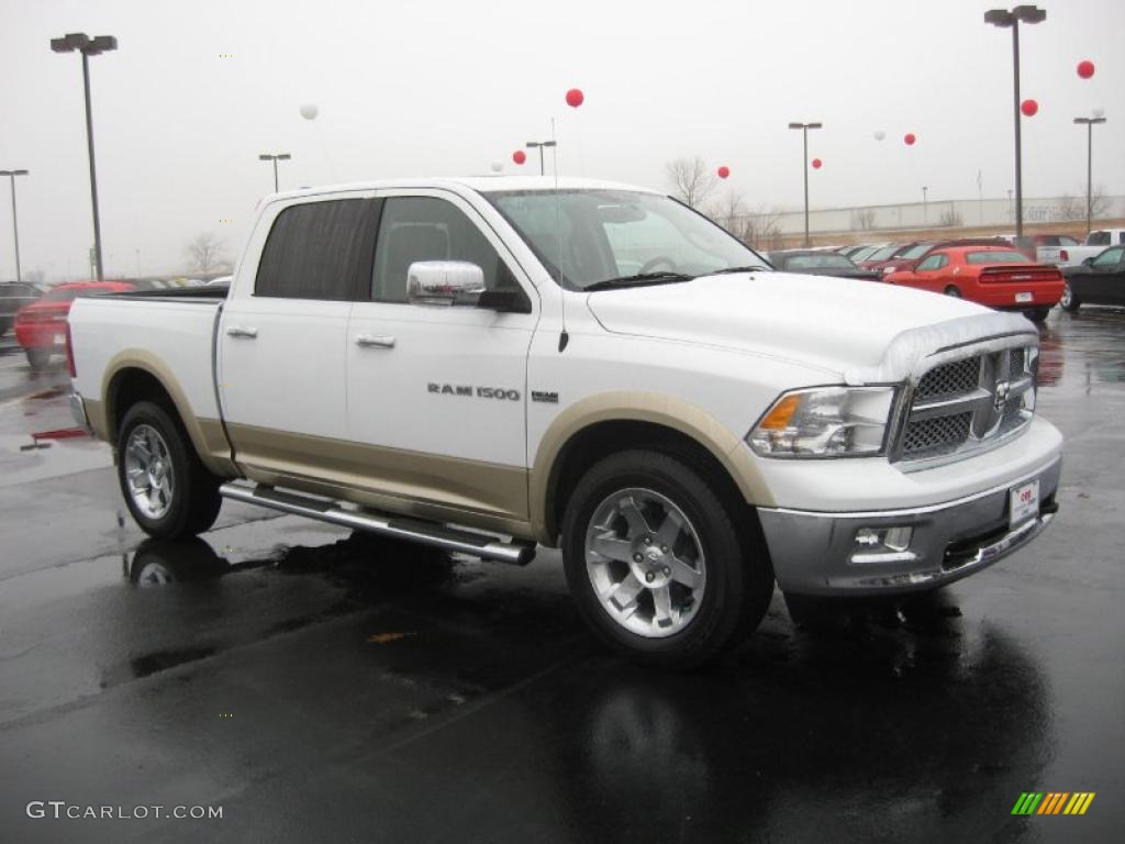 2011 Ram 1500 Laramie Crew Cab 4x4 - White Gold / Light Pebble Beige/Bark Brown photo #3