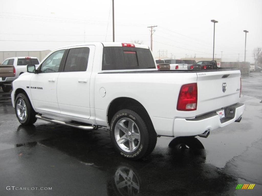 2011 Ram 1500 Sport Crew Cab 4x4 - Bright White / Dark Slate Gray photo #7