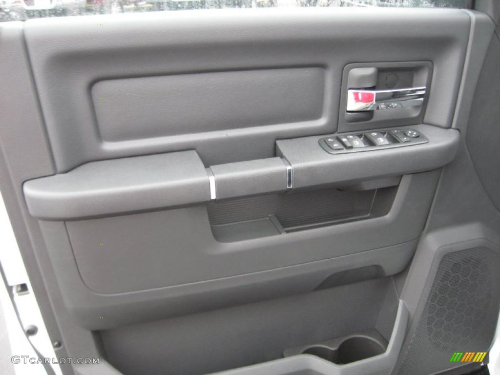 2011 Ram 1500 Sport Crew Cab 4x4 - Bright White / Dark Slate Gray photo #12