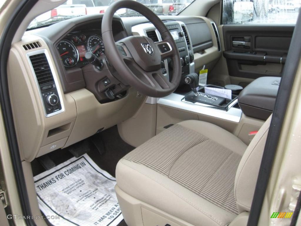 2011 dodge ram 1500 interior