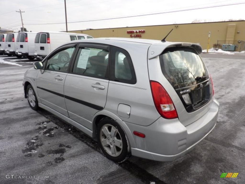 2002 Aerio SX Sport Wagon - Silky Silver Metallic / Black photo #4