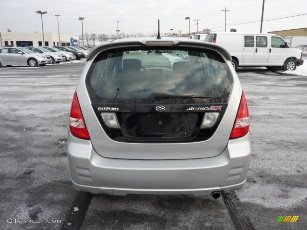 2002 Aerio SX Sport Wagon - Silky Silver Metallic / Black photo #5