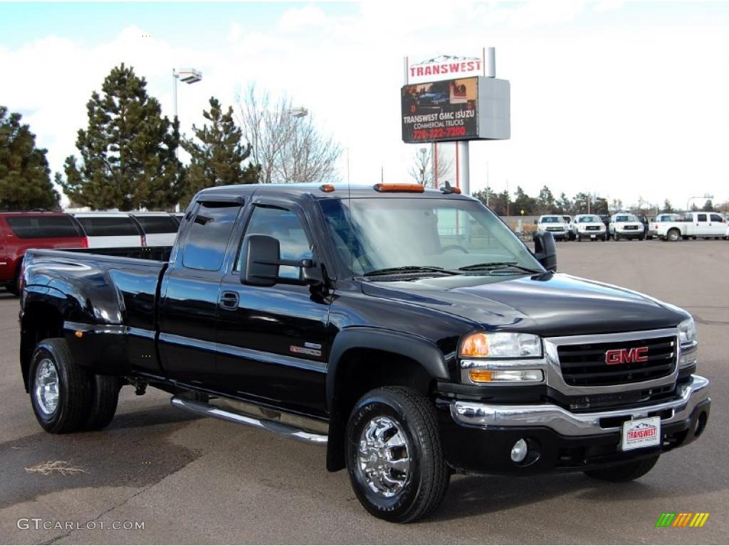 2007 GMC Sierra 3500HD Classic SLE Extended Cab 4x4 Dually Exterior Photos