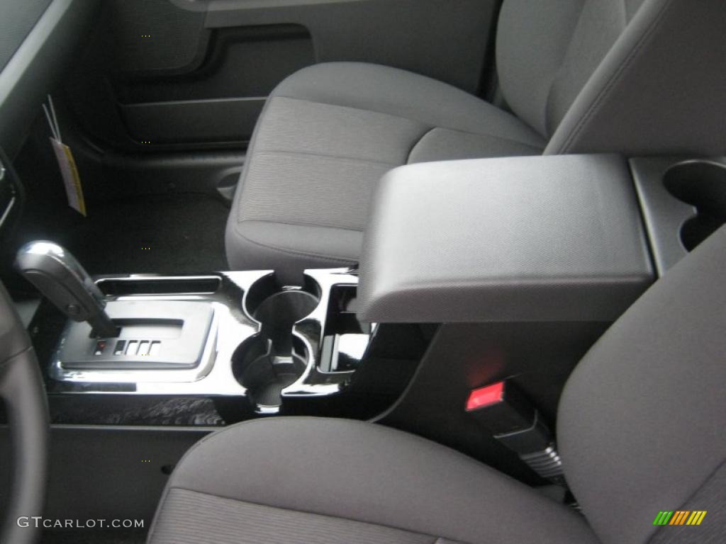2011 Tribute i Sport - Tuxedo Black / Charcoal photo #12