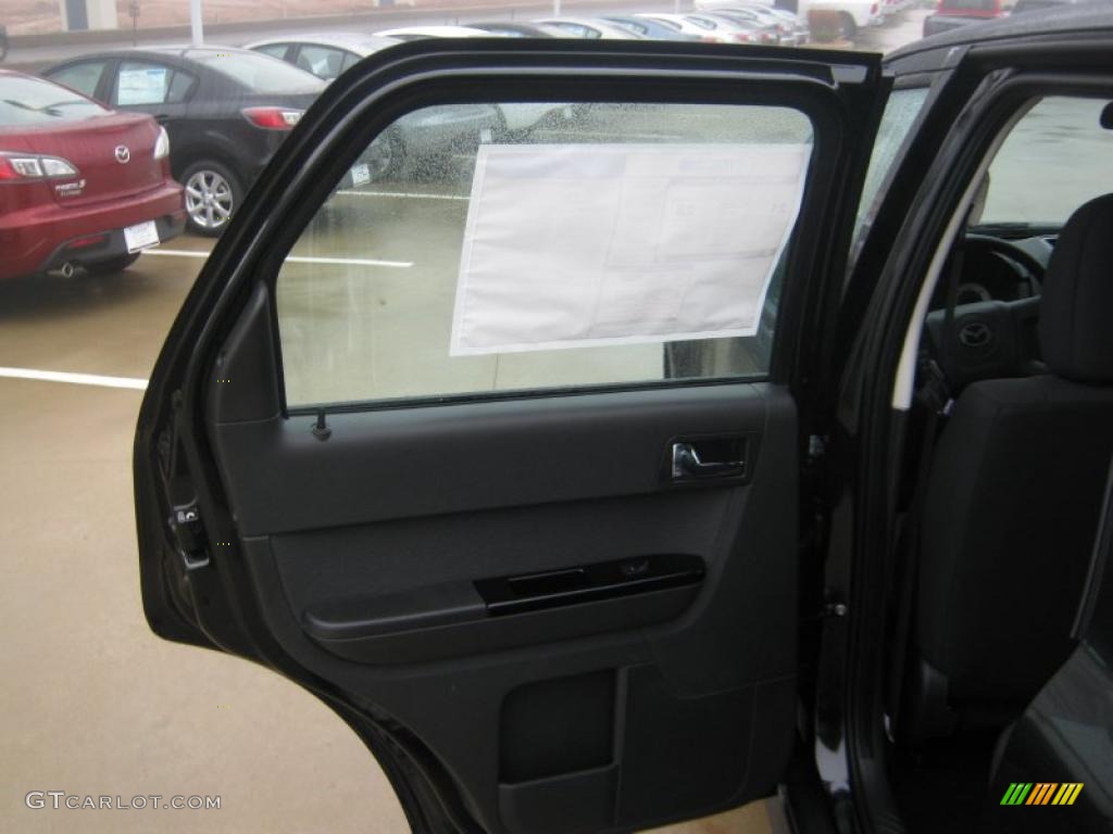 2011 Tribute i Sport - Tuxedo Black / Charcoal photo #17