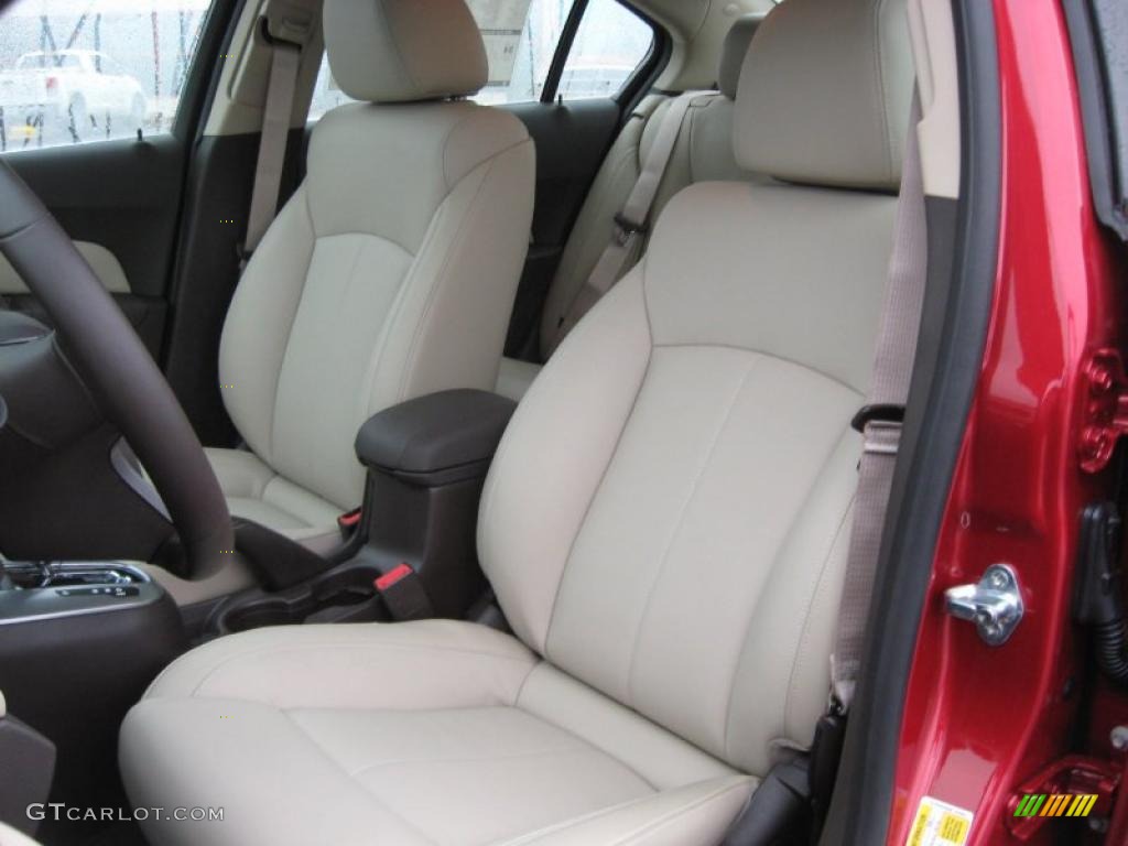 Cocoa/Light Neutral Leather Interior 2011 Chevrolet Cruze LTZ Photo #43221407