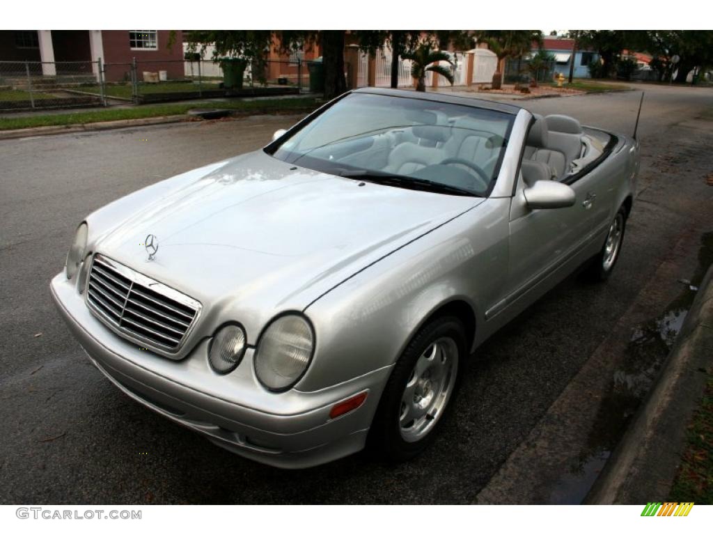 1999 CLK 320 Convertible - Brilliant Silver Metallic / Ash photo #22