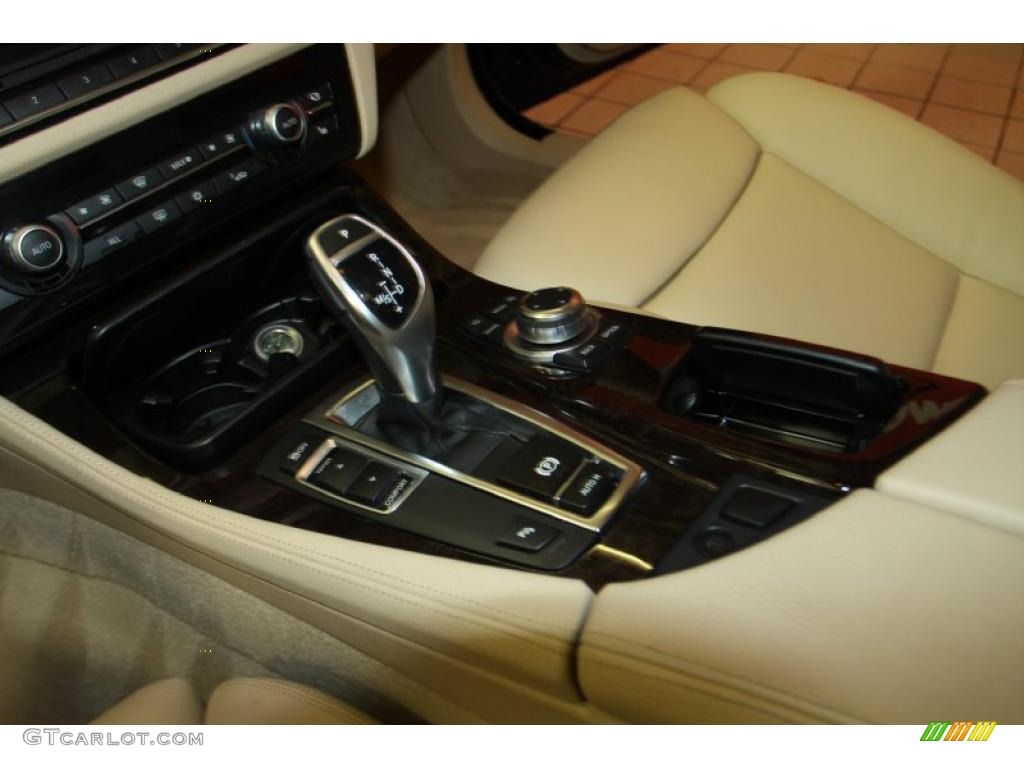 2011 5 Series 550i Sedan - Imperial Blue Metallic / Venetian Beige photo #34