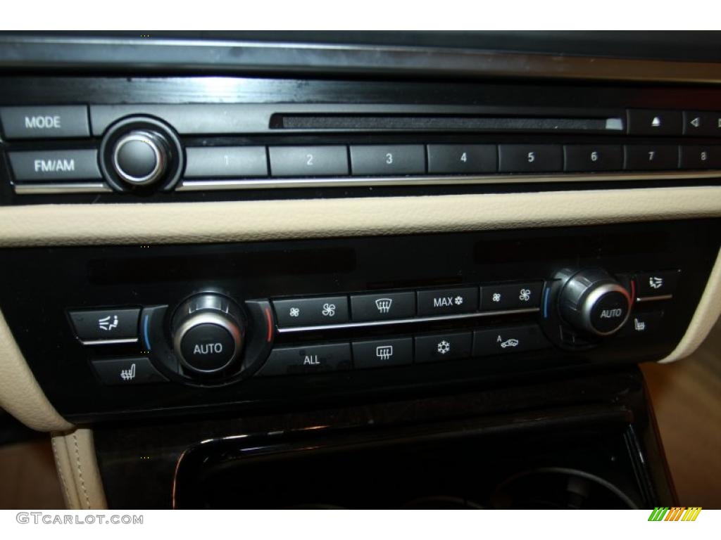 2011 BMW 5 Series 550i Sedan Controls Photo #43226811