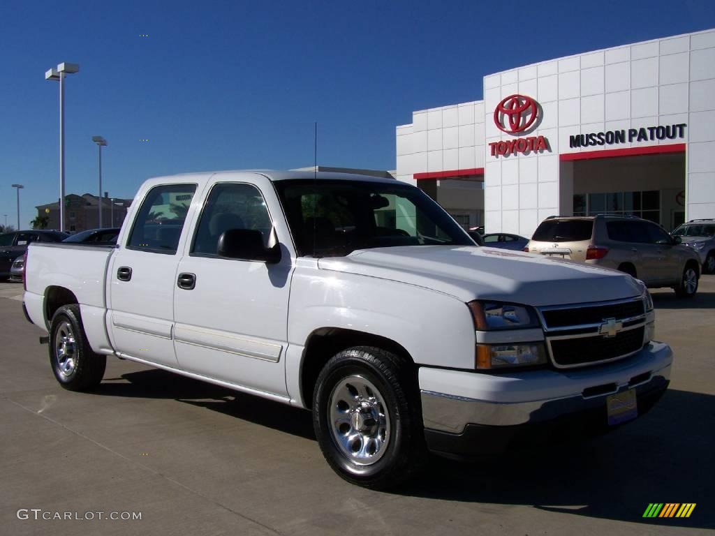 2006 Silverado 1500 LS Crew Cab - Summit White / Dark Charcoal photo #1