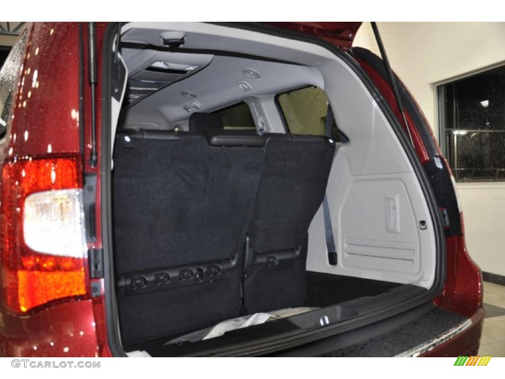 2011 Chrysler Town & Country Limited Trunk Photo #43234296