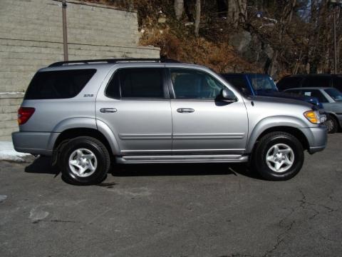 2002 Toyota Sequoia SR5 4WD Data, Info and Specs