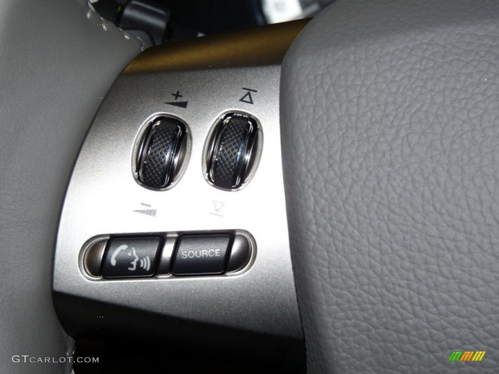2011 Jaguar XF Premium Sport Sedan Controls Photo #43239973