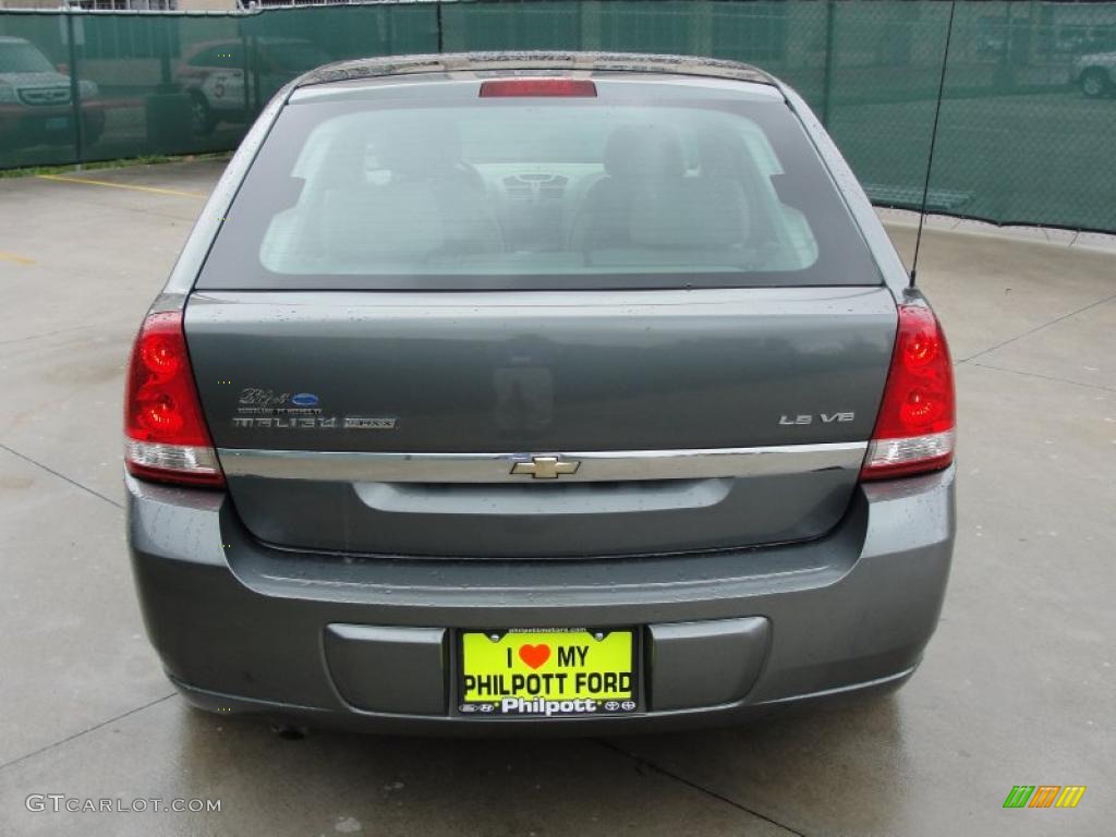 2005 Malibu Maxx LS Wagon - Medium Gray Metallic / Gray photo #4