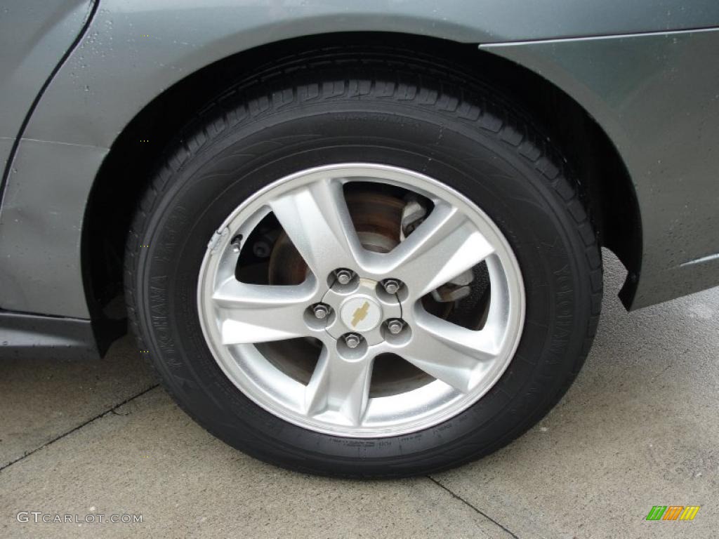 2005 Chevrolet Malibu Maxx LS Wagon Wheel Photo #43246178