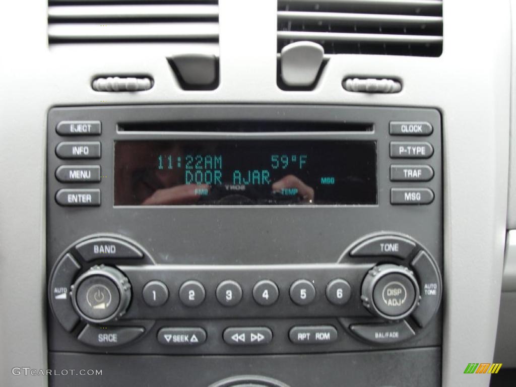 2005 Chevrolet Malibu Maxx LS Wagon Controls Photo #43246594
