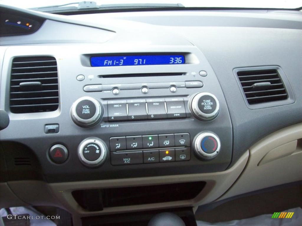 2009 Honda Civic LX Sedan Controls Photo #43247270