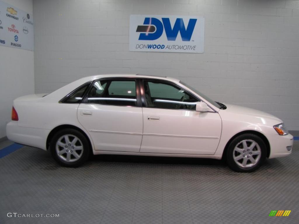 2001 Avalon XLS - Diamond White Pearl / Ivory photo #6