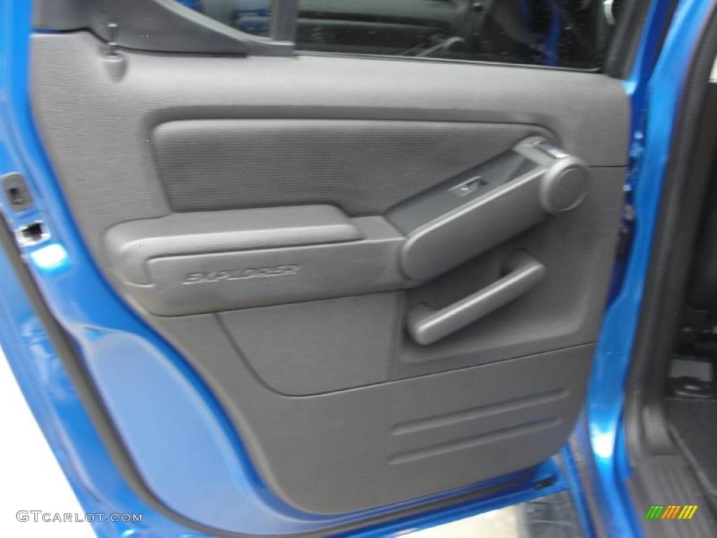 2010 Ford Explorer Sport Trac Adrenalin Adrenalin Charcoal Black Door Panel Photo #43249870