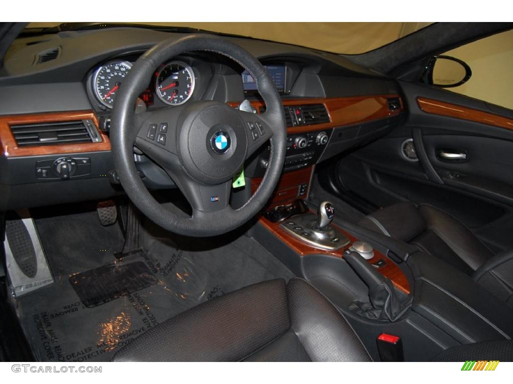2008 BMW M5 Sedan Black Dashboard Photo #43250958