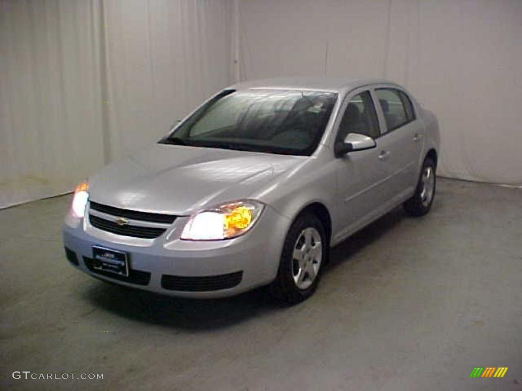 2007 Cobalt LT Sedan - Ultra Silver Metallic / Gray photo #3
