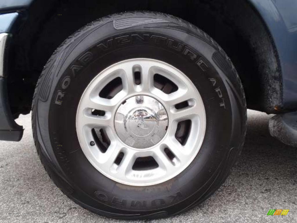 2001 Ford Expedition XLT Wheel Photo #43255916